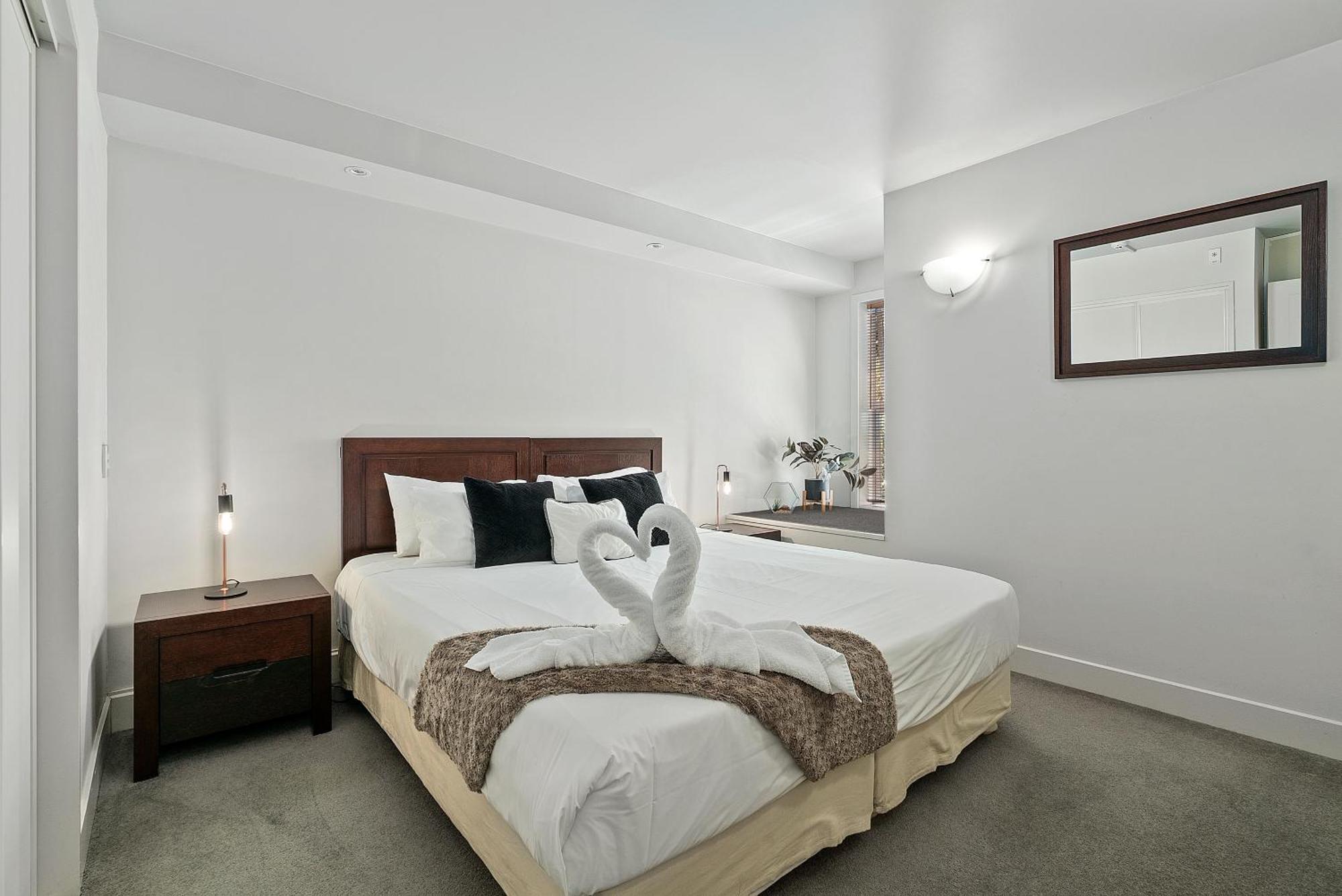 Lakeside Living - Modern 2-Bedroom Apartment Queenstown Exterior foto